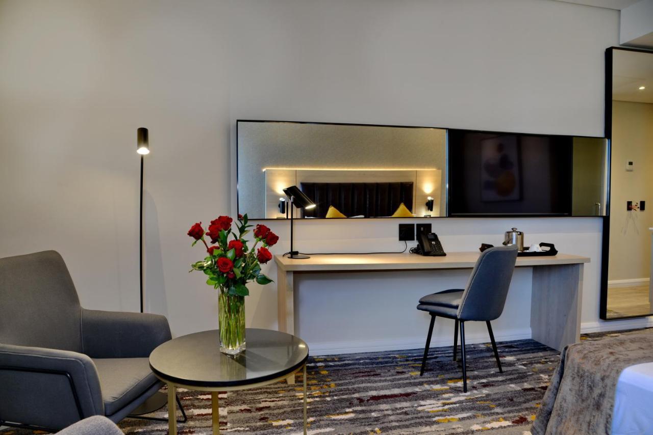 @Sandton Hotel ヨハネスブルグ エクステリア 写真